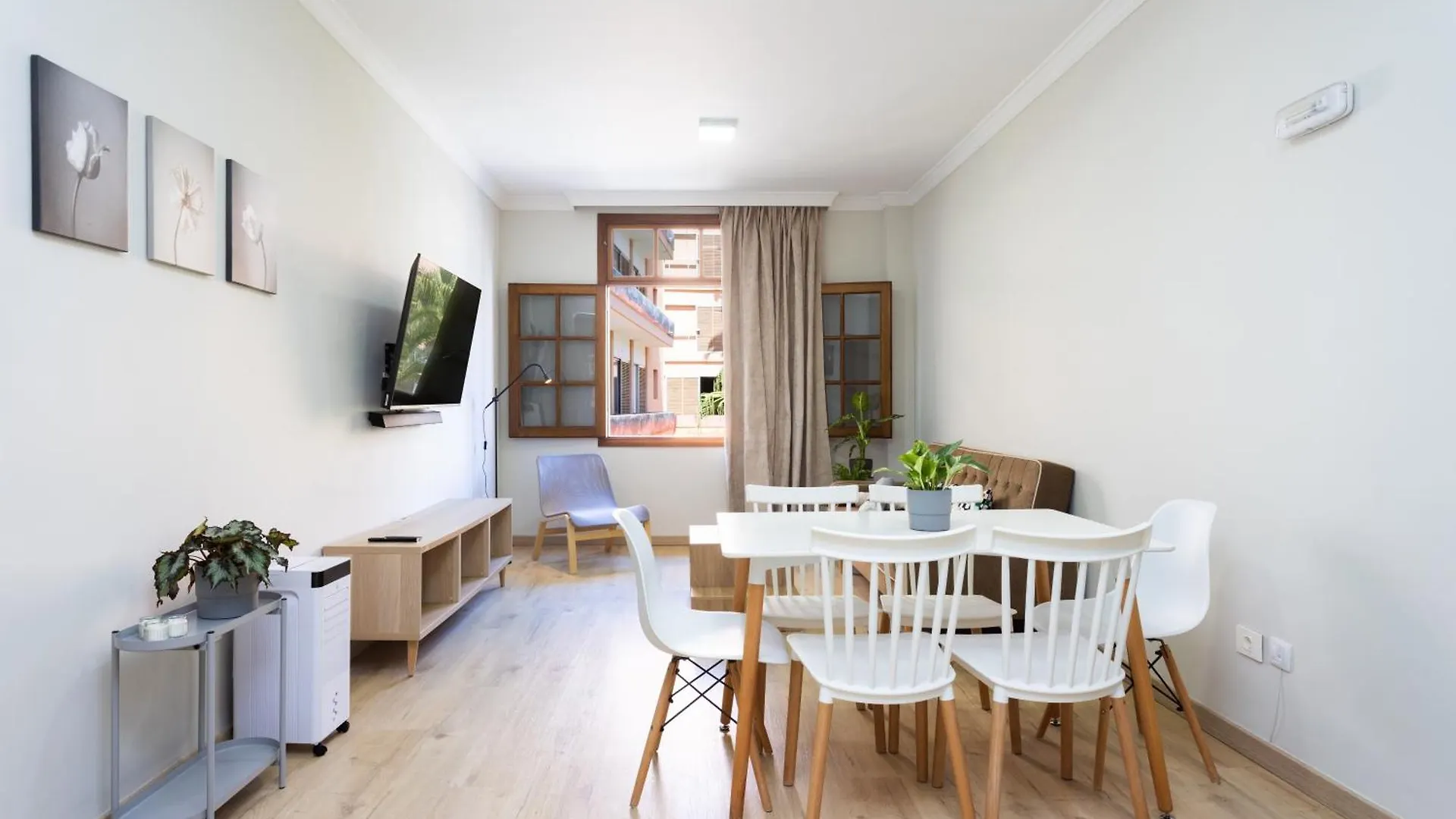 Contacts de New Bright And Central Home With 2 Bedrooms